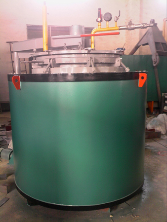 井式可(kě)控氣氛滲碳爐